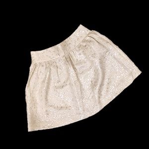 [charlotte russe] White Elastic Skirt